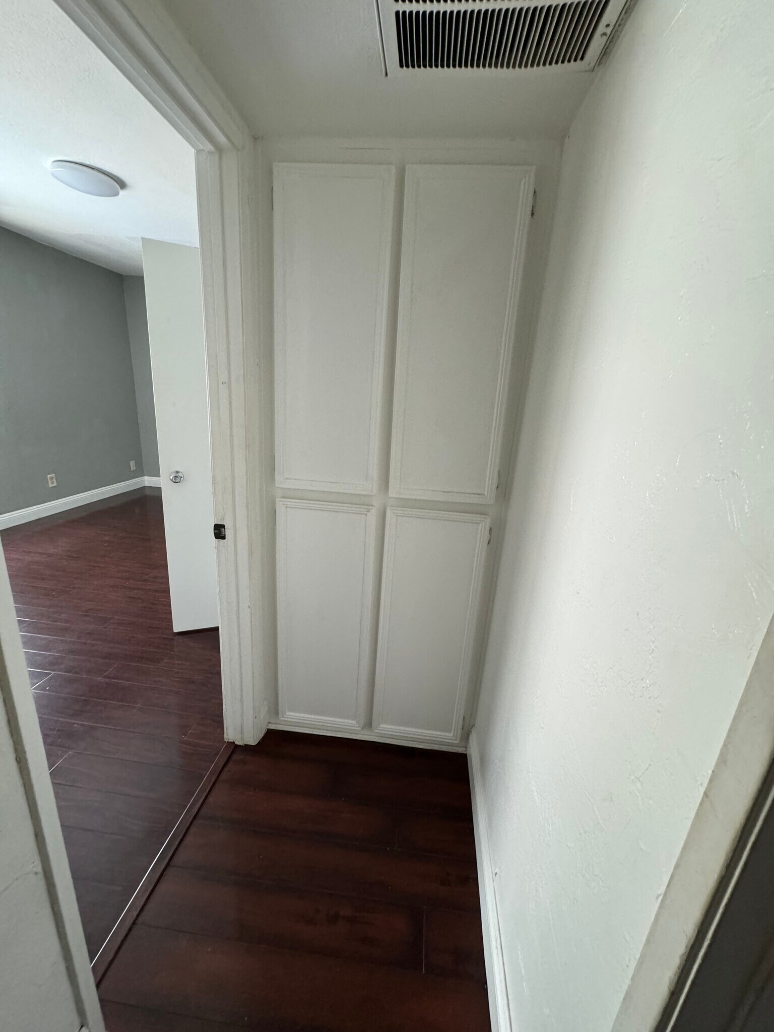 Linen closet - 2206 N Broadway