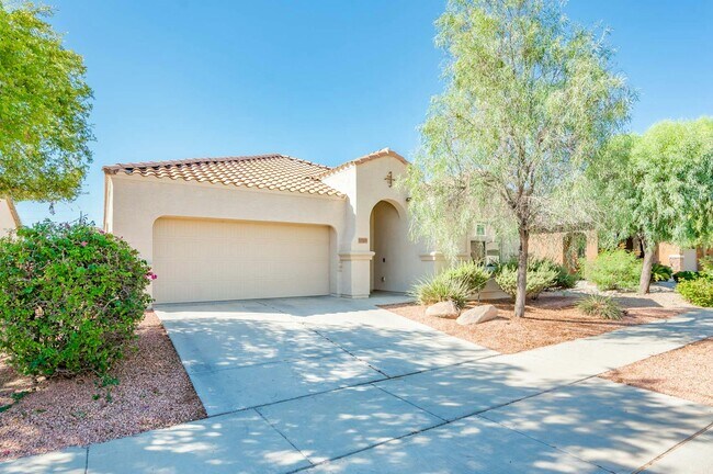 Primary Photo - 17525 W Larkspur Dr
