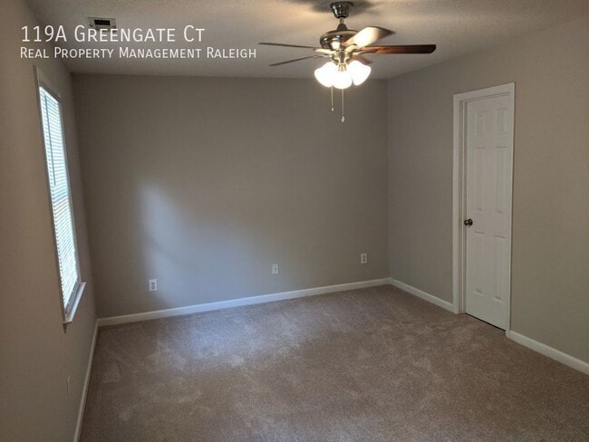 Building Photo - 119 Greengate Ct