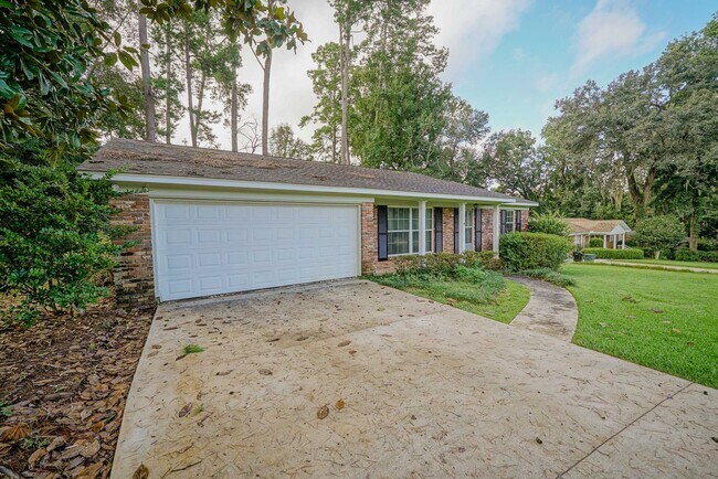 Building Photo - 3/2 Home in Killearn Estates