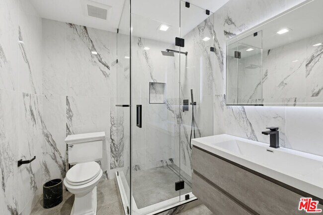 Building Photo - 24366 La Masina Ct