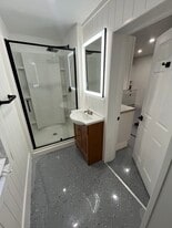 Building Photo - 135 W 1st St