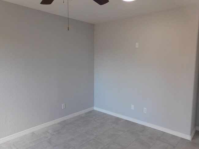 Building Photo - Beautiful Home in Old Mesilla