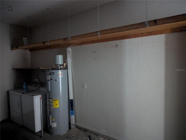 Building Photo - 1357 Salisbury Dr