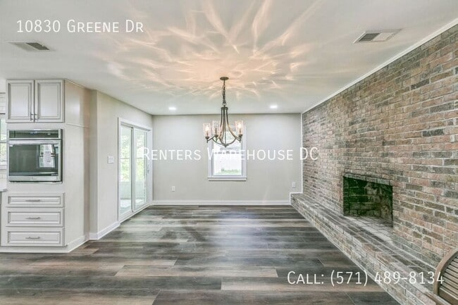 Building Photo - 10830 Greene Dr