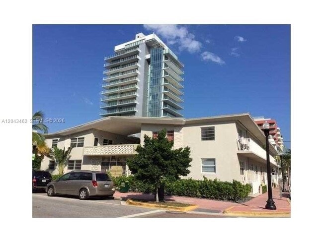 Building Photo - 101 Collins Ave