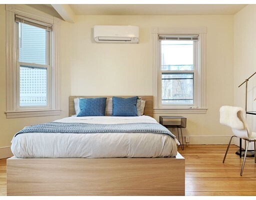 Building Photo - 372 Harvard St