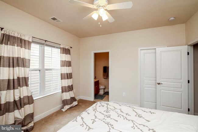 Building Photo - 5812 Falls Gate Ct