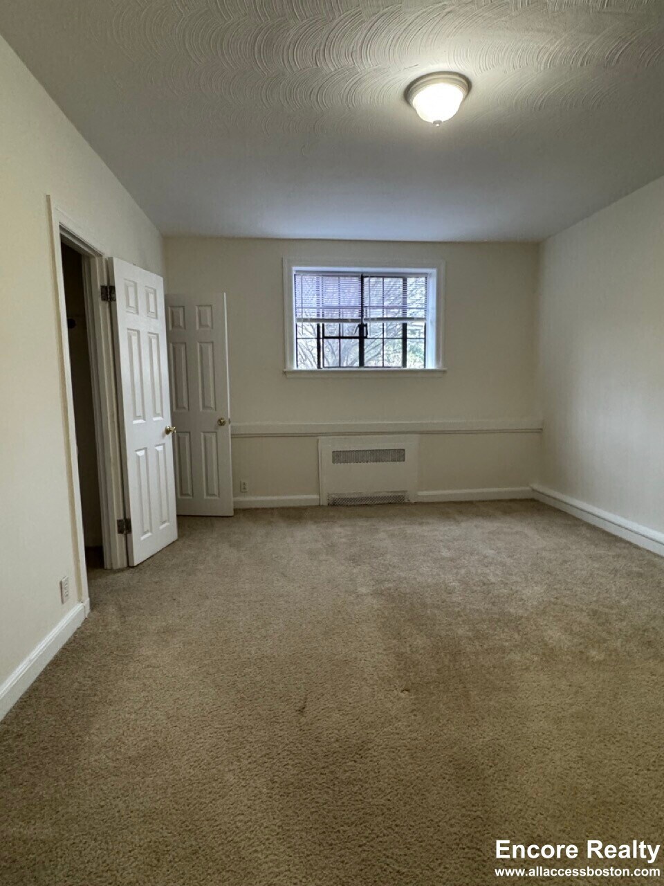 Building Photo - 105 Longwood Ave