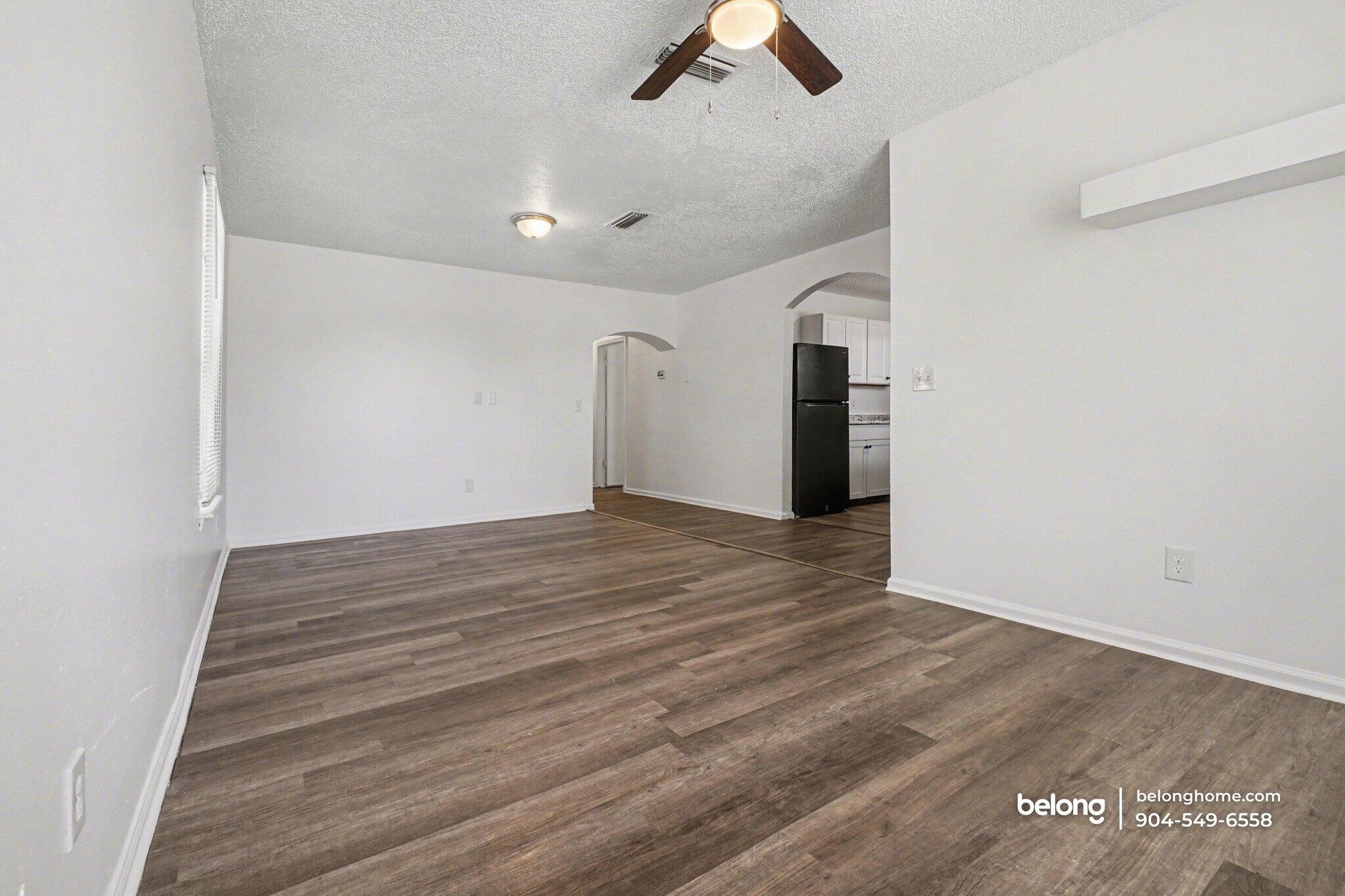 Building Photo - 1995 W 4th St