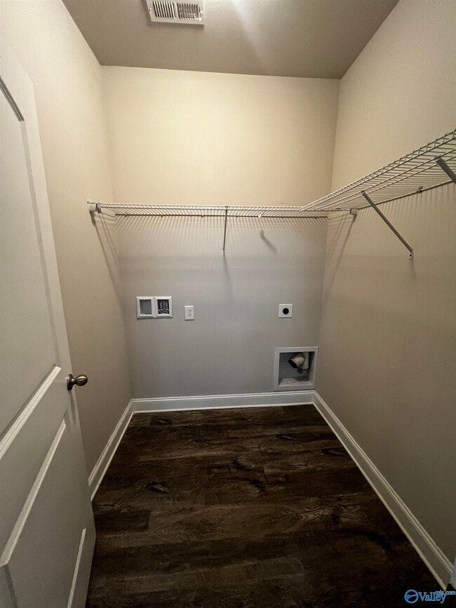 Building Photo - 107 Fourstar Ln