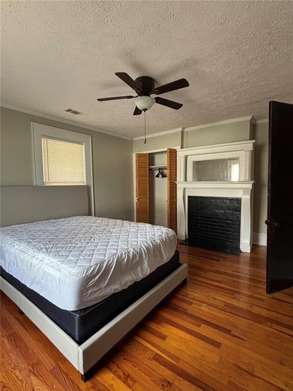 Building Photo - 332 Carr St