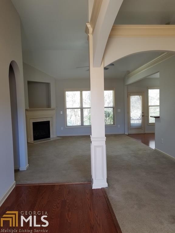 Building Photo - 175 Spinner Dr