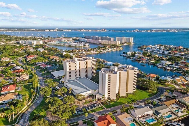 Building Photo - 5950 Pelican Bay Plaza S