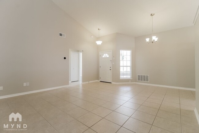 Building Photo - 536 Remington Oak Dr