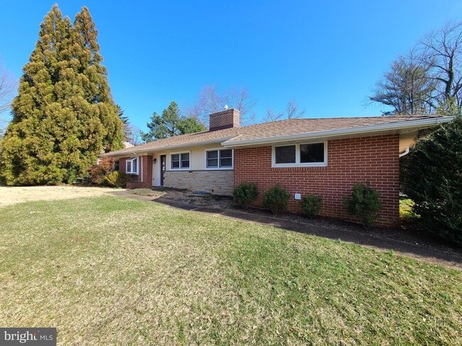 Building Photo - 6 Council Trail