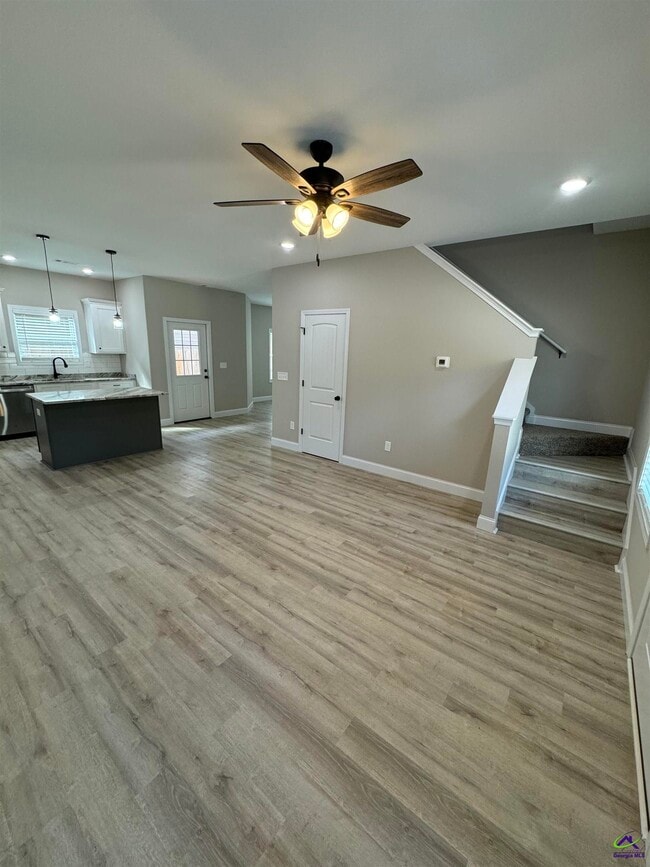 Building Photo - 312 Beau Claire Cir