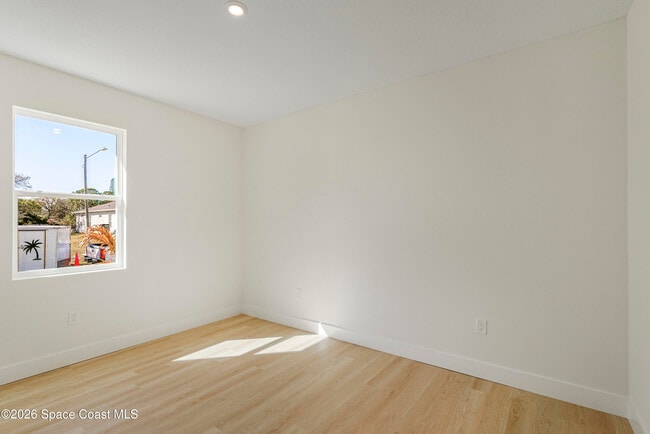 Building Photo - 1319 Schneider St SW