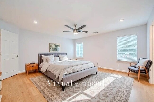 Building Photo - 5914 Clerkenwell Dr