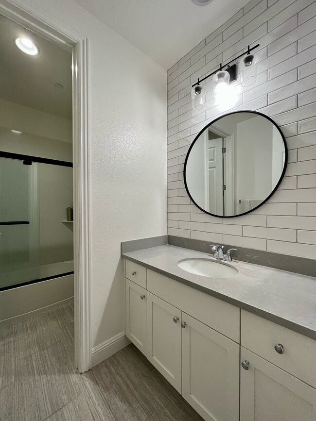 Building Photo - 5041 Barrenstar Way