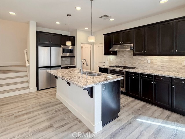 Building Photo - 408 Tapia Ln