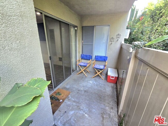 Building Photo - 12014 Kling St
