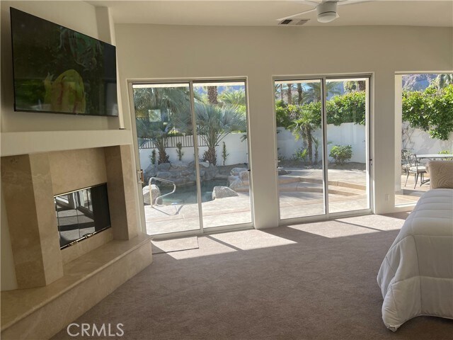 Building Photo - 45540 Cielito Dr