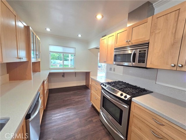 Building Photo - 896 Altura Way