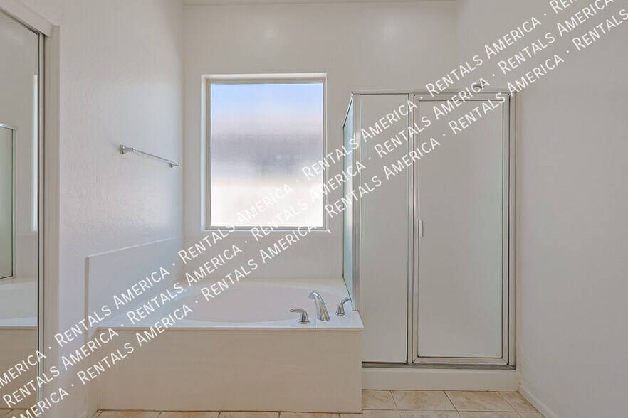 Building Photo - 7005 S 57th Ave