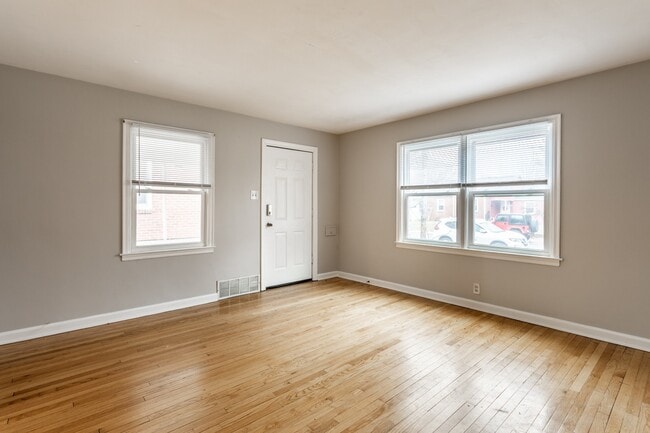 Building Photo - 6147 Broadway St