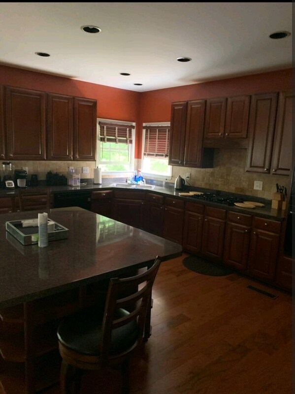 Building Photo - 6386 Greenock Dr