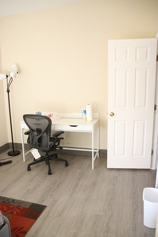 Building Photo - 21 Linden St