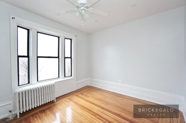 Building Photo - 104 Terrace View Ave