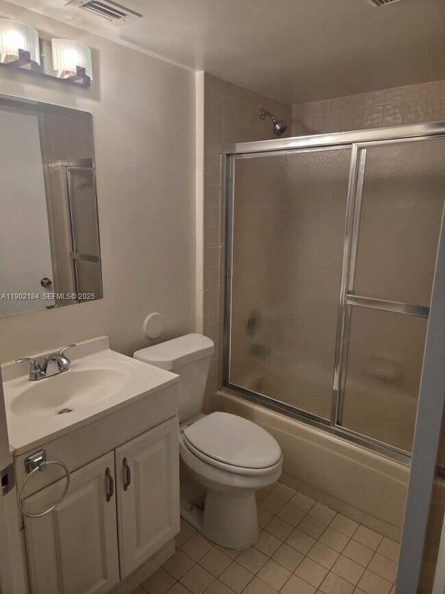 Building Photo - 7406 Woodmont Terrace