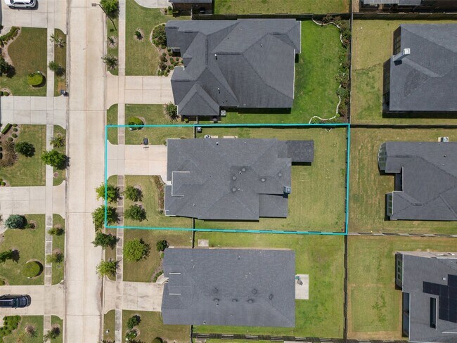 Building Photo - 17646 Northern Harrier Ct