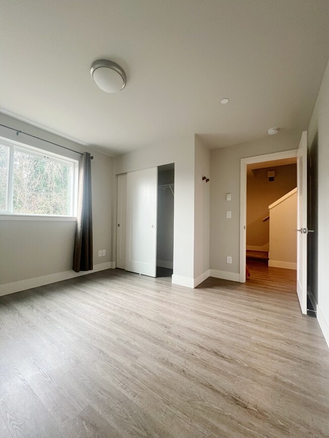 Building Photo - 18236 73rd Ave NE