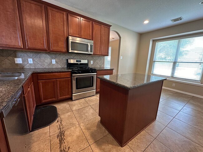 Building Photo - For Lease | 4 Bed, 2.5 Bath | 2,587 Sq Ft ...