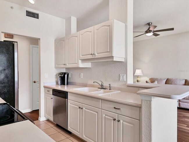 Building Photo - 150 L Pavia Blvd