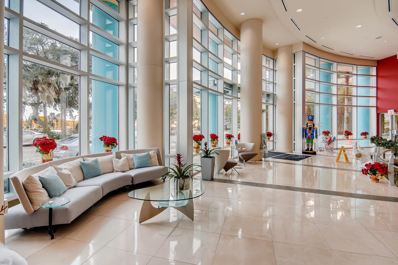 Lobby - 322 E Central