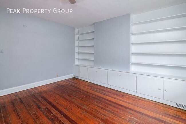 Building Photo - 522 Probasco St