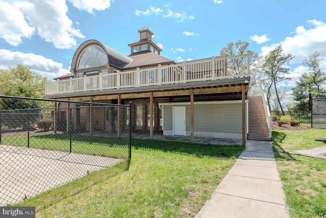 Building Photo - 2134 Commissary Cir