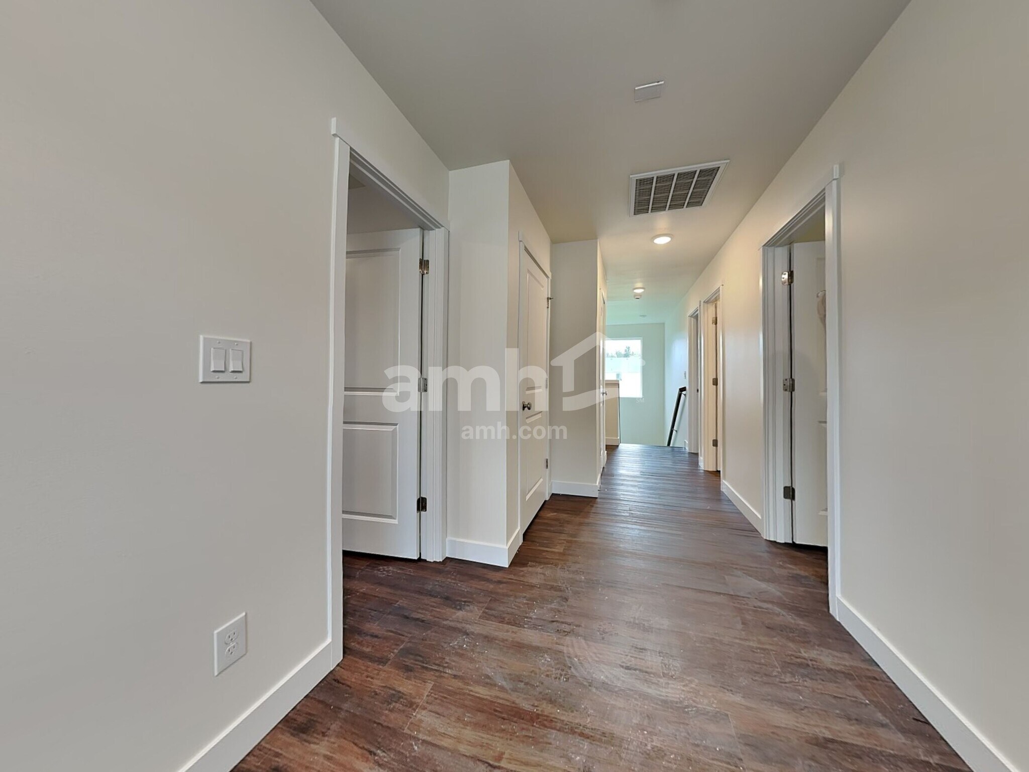 Building Photo - 7706 Verona Lp SW