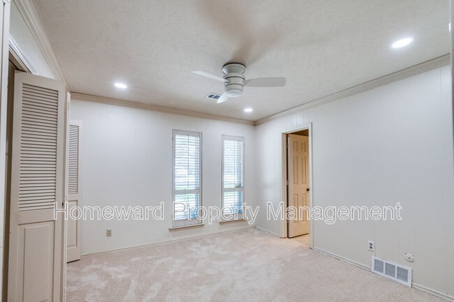 Building Photo - 1525 Cripple Creek Dr