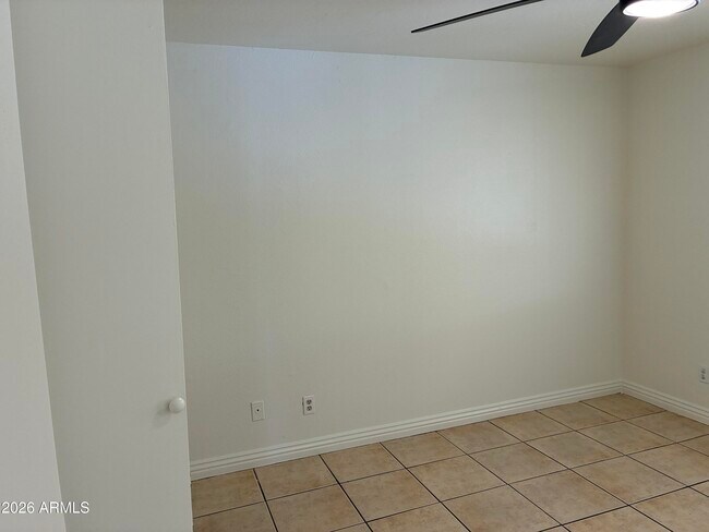 Building Photo - 8819 W Roma Ave