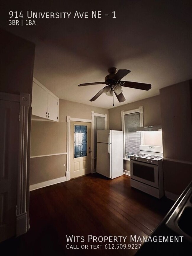 Building Photo - 914 University Ave NE