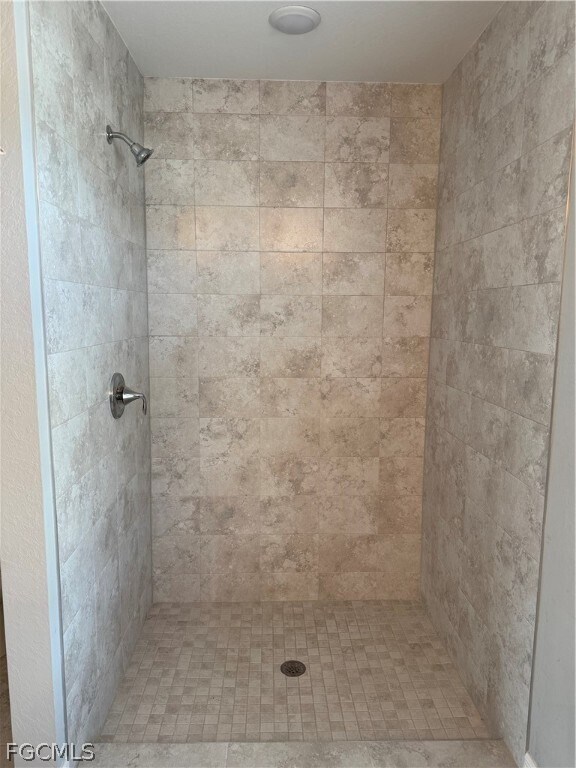 Building Photo - 910 NW 8th Terrace