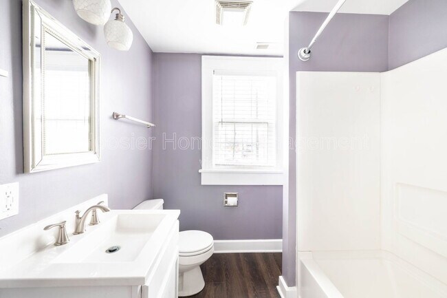 Building Photo - 2901 N Talbott St