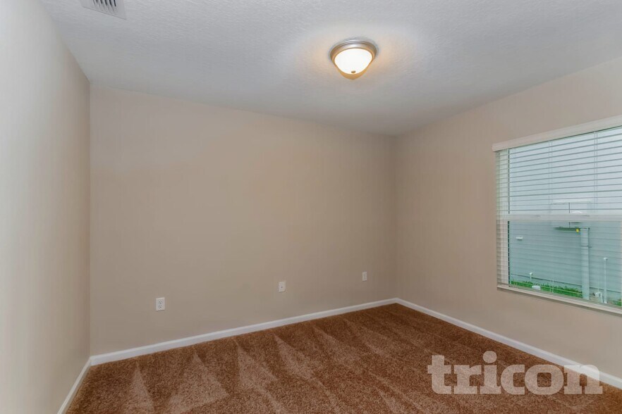 Building Photo - 2000 Howard Christy Ct