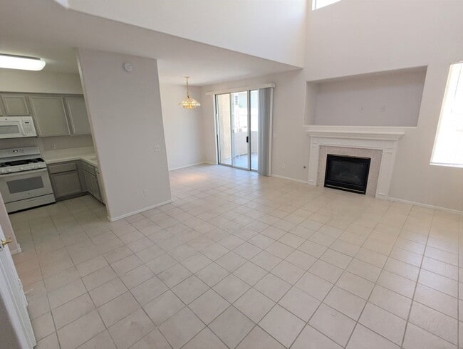 Building Photo - 9901 Trailwood Dr