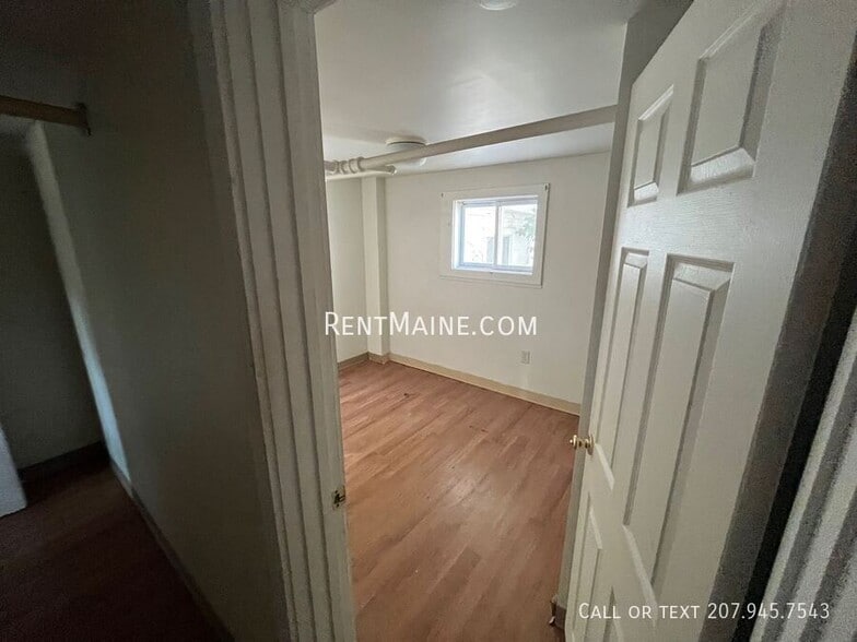 Building Photo - 2412 Western Ave